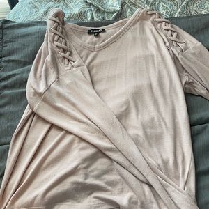 Long sleeve top